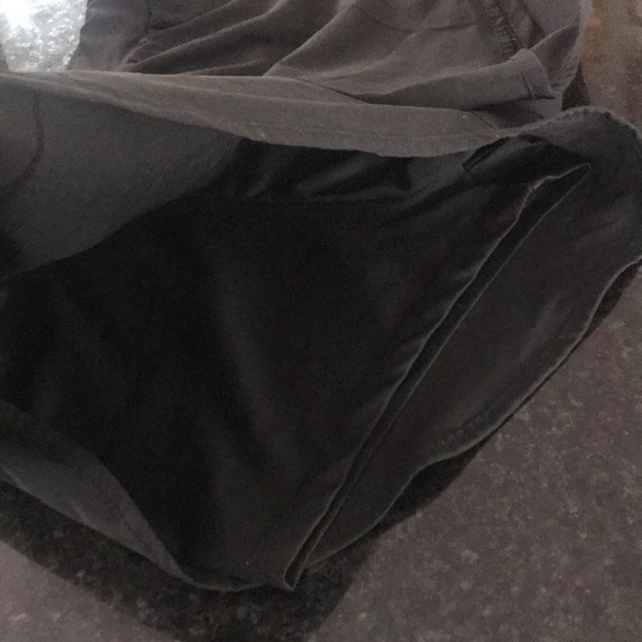 Black shorts from Shein size L with spandex in the inside - Picture 2 of 2